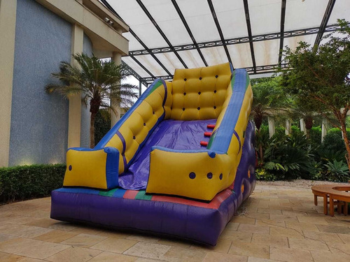 Imagem 3 de 5 de Locação De Piscina De Bolinhas Pula Pula Tobogã Tombo Legal