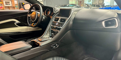 Aston Martin Db11 V8 2019