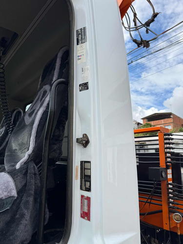Caminhao 4x4 Com Munck A Venda Mb 1725 Ano 2009