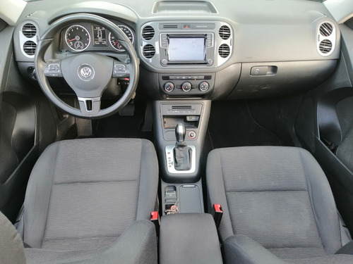 Imagen 9 de 10 de Volkswagen Tiguan 2017 Sport&style 1.4 Turbo