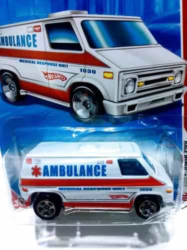 Carrito Hot Wheels Ambulancia Super Van Ed 2009 1:64