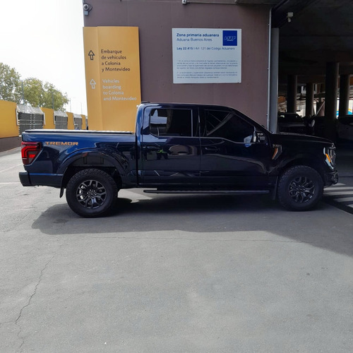 Ford F-150 5.0L V8 Tremor 4X4 At