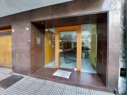 Imagen 2 de 24 de Venta Departamento 4 Ambientes Flores