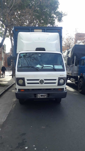 Imagen 4 de 8 de Volsgwagen 8-150