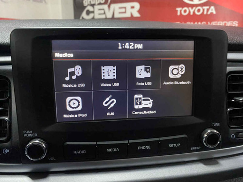Imagen 14 de 15 de Kia Kia Rio Sedan 2019 4p Lx, 1.6 L Mpi Tm6, Ve, Ba, Bl, Ra