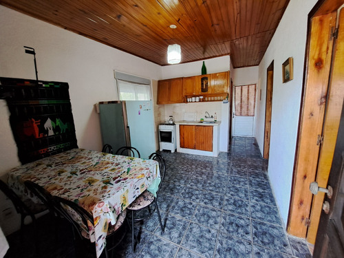 Inmobiliaria Costa Azul Vende Cuatro Casas En Un Solo Padrón, A 150 Metros De La Playa Antoniopolis, Rocha.