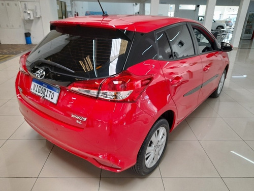 Imagem 4 de 10 de Toyota Yaris 1.3 16v Xl