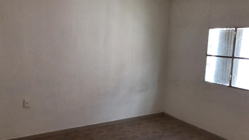 Apartamento En Peñarol.