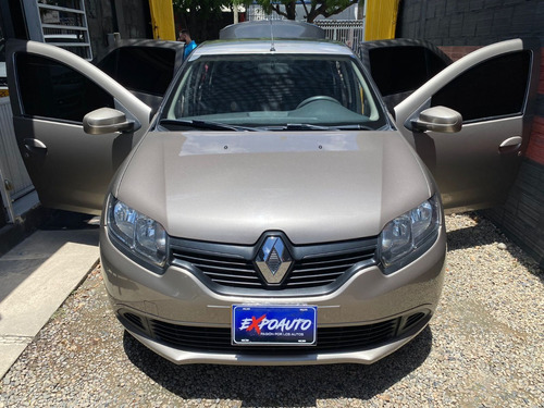 Imagen 17 de 17 de Renault Logan Authentique Mecanico 2018