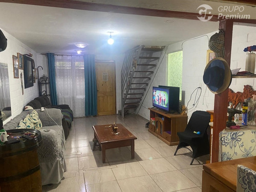 Casa En Venta De 3 Dorm 1b. En Pudahuel