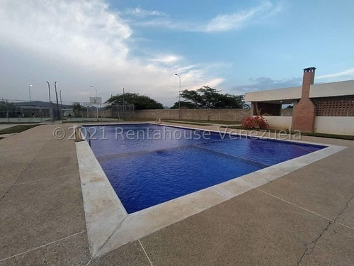 Imagen 12 de 30 de Apartamentos En Venta En Altavista Barquisimeto , Lara 22-5857 Romer Gonzalez Asesor Inmobiliario Renta House