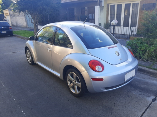 Imagen 9 de 17 de Volkswagen New Beetle 2.5 Sport 2008