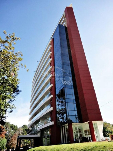 Imagen 14 de 15 de Espectacular Departamento De 3 Dormitorios Con Parrillero Propio En Punta Del Este