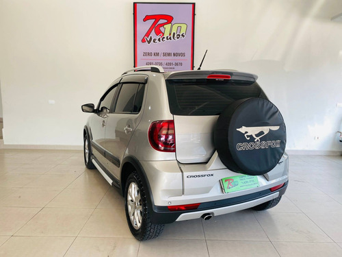 Imagem 4 de 9 de Volkswagen Crossfox 1.6 Mi Flex 8v 4p Automatizado