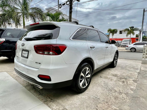Kia Sorento Ex Clean Carfax