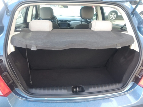 Imagen 9 de 17 de Chevrolet Onix 5p 1,4 Lt Cc