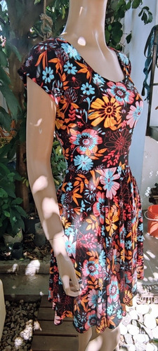 Imagen 5 de 10 de Vestidos Pin Up Floreados Seda Fria