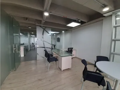 Oficina en arriendo