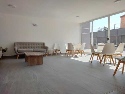 ** Piso 5. Gcomunes Bajos!** 1 Hab / 1 Baños, Oriente