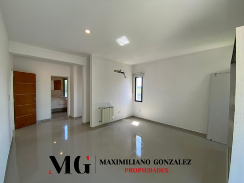 Casa En Venta, 5 Ambientes - Los Naranjos, Esteban Echeverría
