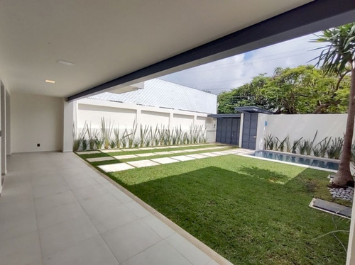 Casa Minimalista Nueva En Prados De Cuernavaca