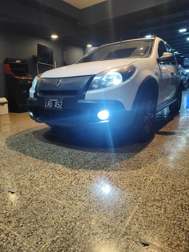 Renault Sandero Stepway 1.6 Rip Curl 105cv