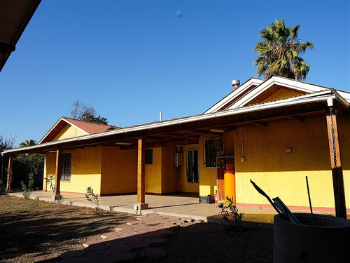 Casa En Venta De 4 Dorm. En Quillota