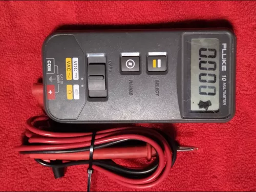 Tester Multimetro Digital Compacto — Electroventas