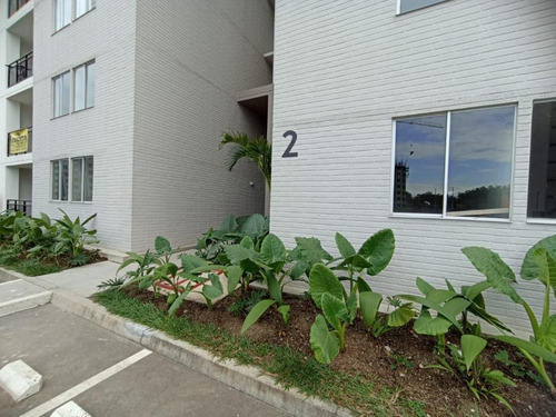 Imagen 5 de 17 de Apartamento En Arriendo En Cali Bochalema