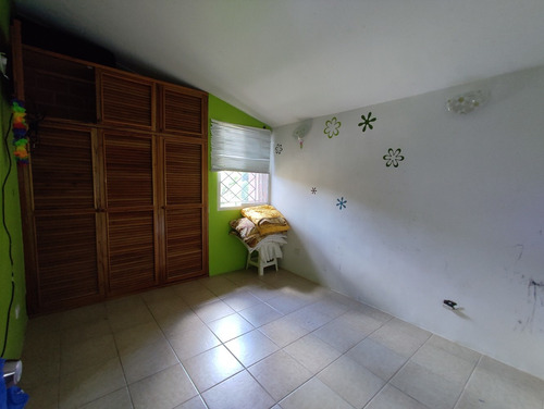 Imagen 8 de 12 de Town House En Urb. Valle De Chara, Valle Hermoso