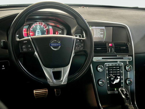 Volvo XC60 2.0 T5 R-design 5p