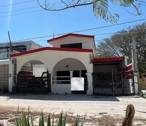 Casa En Segunda Fila De La Playa En Chelem