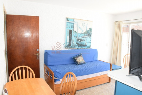 Departamento En Península, Sobre Av Gorleor - Ref: 2363