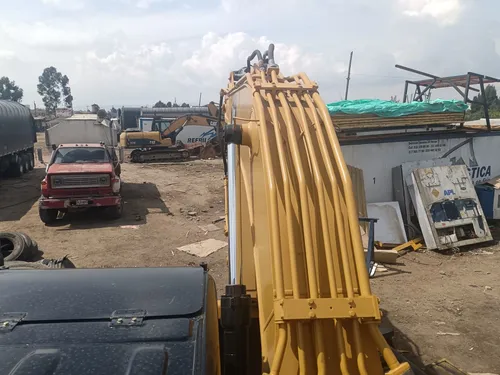 Excavadora Caterpillar 320 D2 Modelo 2014