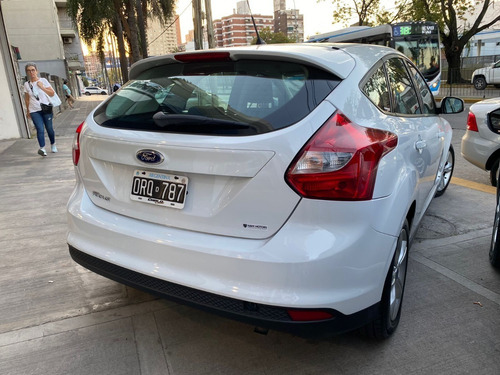Imagen 2 de 14 de Ford Focus Iii 2015 2.0 Se 5 Puertas Orq Peu