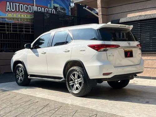 Toyota Fortuner 2.4 Street At 7As
