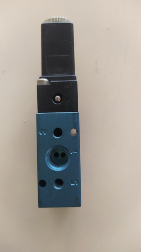 Válvula Neumática 5 Vías 2 Posiciones 1/8 Npt L0502aawr-aa