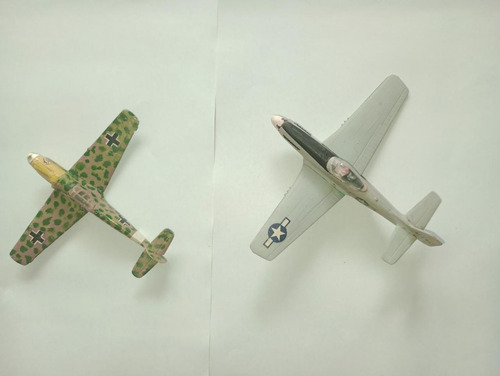 Matchbox P51 Mustang + Messerschmitt Bf109 1/72 Armados