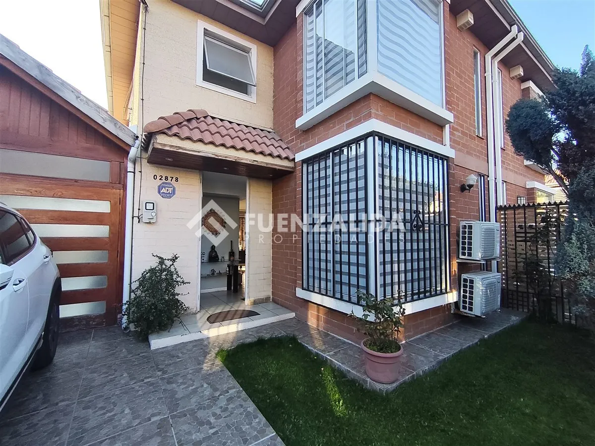 Imagen 2 de 30 de Casa En Venta De 3 Dormitorios En Puente Alto, Aep