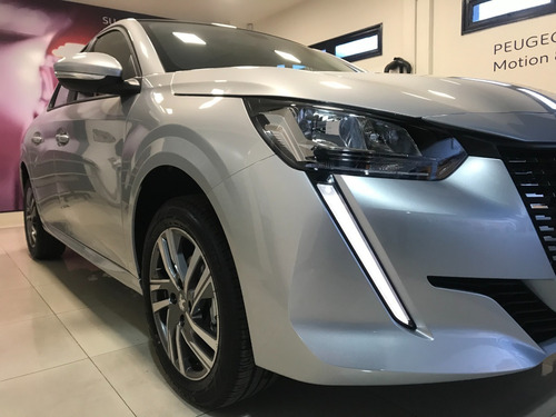 Peugeot 208 Allure Tip / Anticipo $200.000