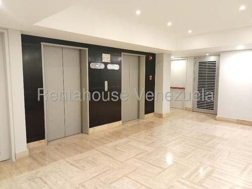 Carla Gonzalez Apartamento En Alquiler En Las Mercedes Mls #25-10155 Tolon Fashion Mall