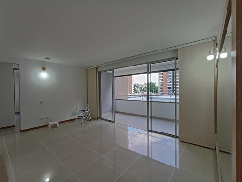 Imagen 14 de 17 de Apartamento En Arriendo En Cali Urbanización La Flora