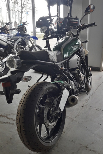 Imagen 3 de 5 de Yamaha Xsr 700 Verde ¡en Stock! Conces. Oficial Año 2017