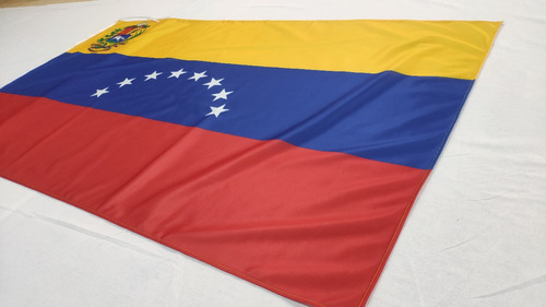 Bandera De Venezuela 90 X 60 Cm Hacemos De Todos Los Países