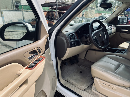Chevrolet Tahoe D Suv Piel Cd 2a Fila Asientos At