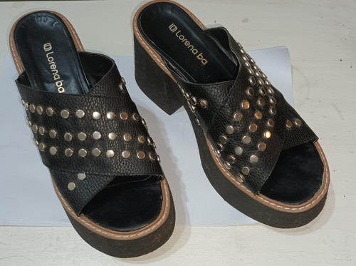 Sandalias Plataforma Con Tachas