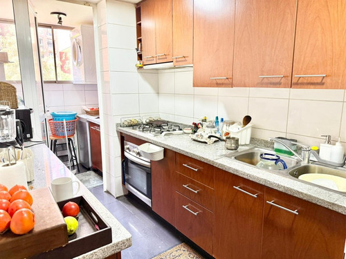 Departamento En Venta De 2 Dorm. En Lo Barnechea