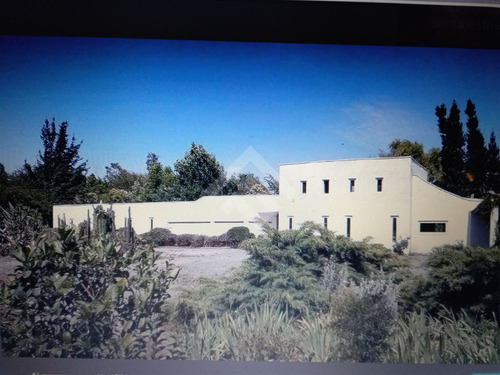 Casa En Venta De 4 Dorm. En Colina - Santa Esther