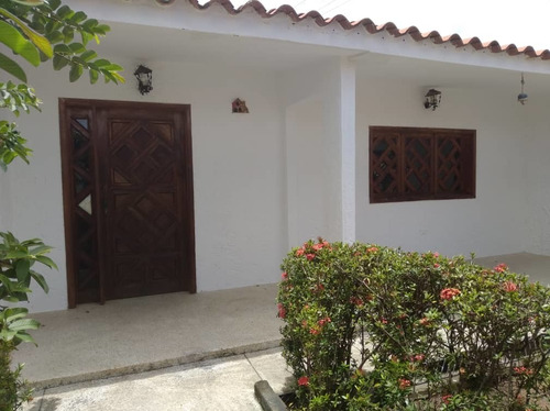 Imagen 4 de 14 de Casa Ubicada En Urbanización Las Garzas, Puerto Ordaz