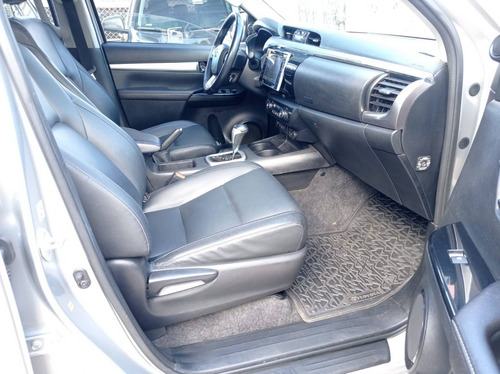 Imagem 6 de 11 de Toyota Hilux 2.8 Srx 4x4 Cd 16v Diesel 4p Automático